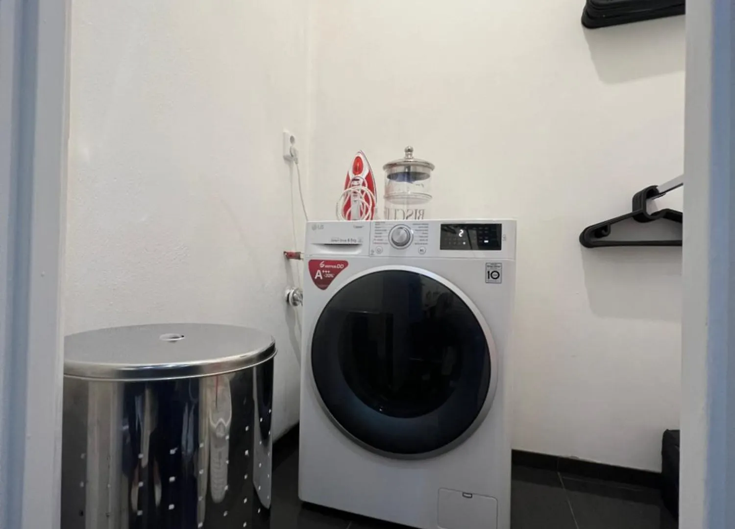 Utulny Prostorny Tichy Byt V Blizkosti Centra Praga Appartamento